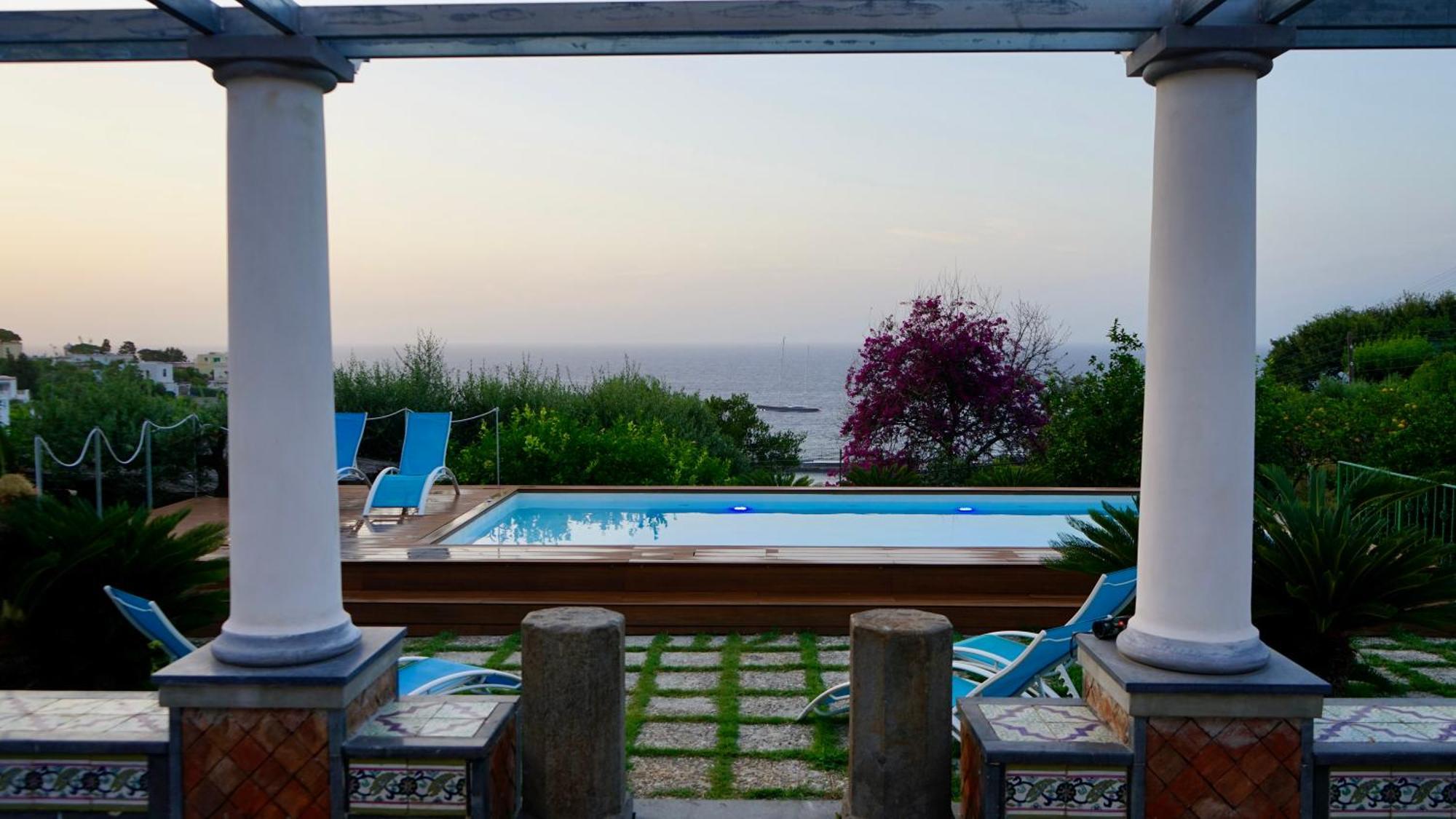 Villa Amalu Capri Piscina E Giardino Екстериор снимка