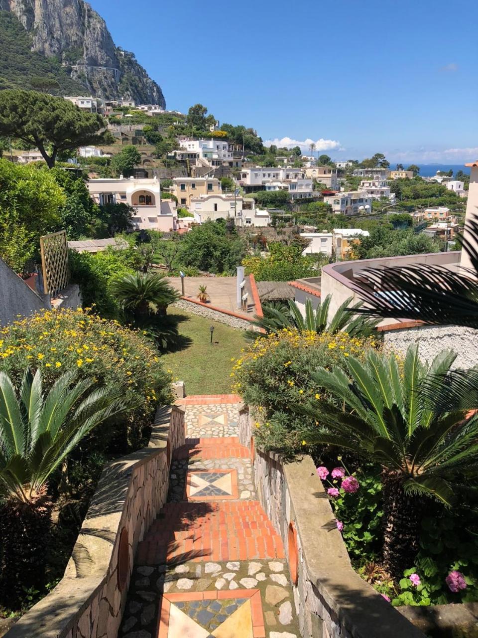 Villa Amalu Capri Piscina E Giardino Екстериор снимка