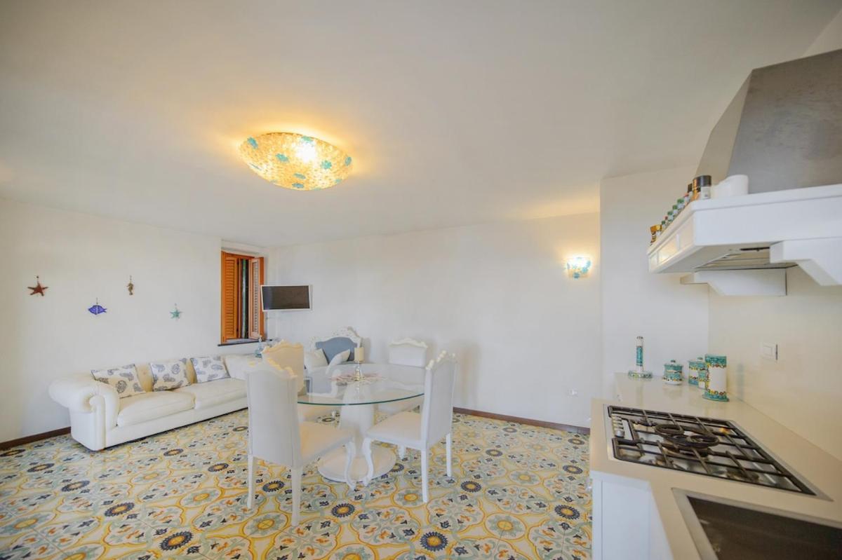Villa Amalu Capri Piscina E Giardino Екстериор снимка