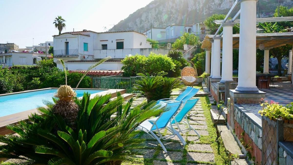 Villa Amalu Capri Piscina E Giardino Екстериор снимка